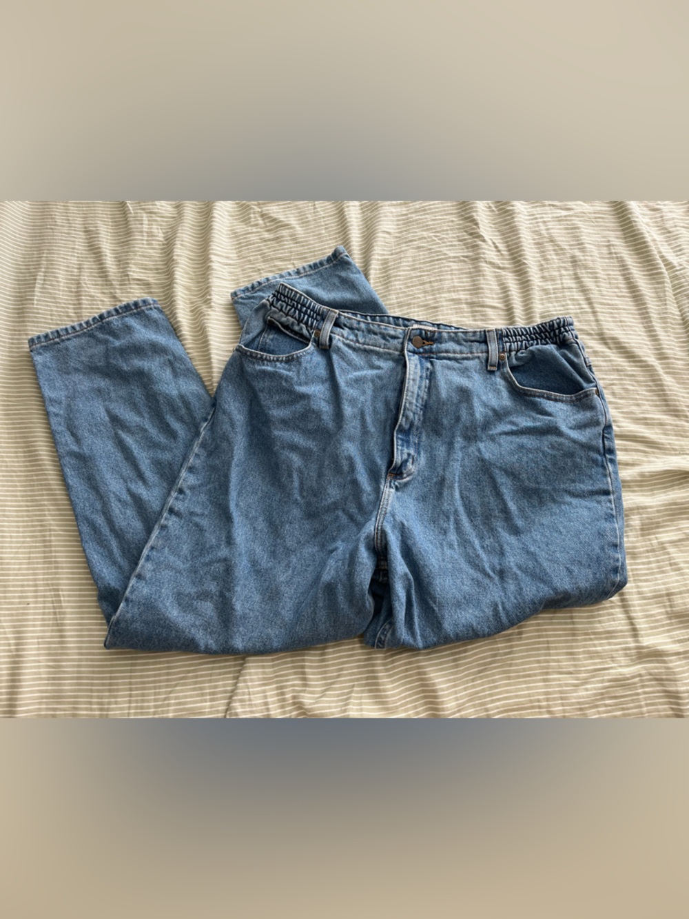 L.L. Bean Straight Leg Jeans in Light Blue Denim 100% cotton